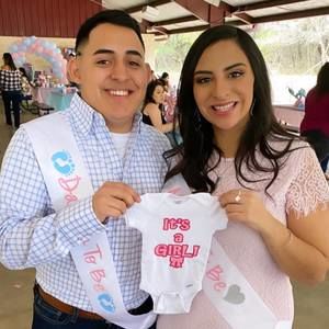 Meet your Posher, Danielle